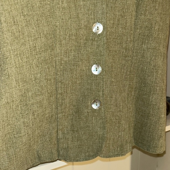 B REAL Linen Button Up Blouse with Collar - Picture 6 of 6